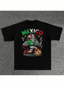 Camisetas Gráficas - Camiseta de manga corta con la palabra "MÉXICO" en verde y rojo, un gráfico de una calavera con un tocado, pateando un balón de fútbol con efectos de rayos, camiseta de manga corta de cuello redondo simple y casual, y moda retro para hombres, adecuada para todas las estaciones, 100% algodón, tallas S - XXL. 100% algodón. - Negro - Ver 1