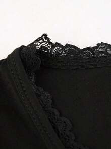 Blusa de mangas largas con cuello cuadrado, ajuste delgado y encaje de contraste primaveral - Negro - Ver 6