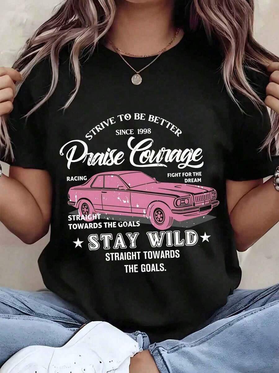 Suave, transpirable y ligera para comodidad durante todo el día. Camiseta de mujer con estampado de coche y texto "Praise Courage", cuello redondo, corte holgado, ropa casual, regalo para ella, 220g. Cuello redondo clásico con un corte relajado que favorece todas las formas del cuerpo y es fácil de combinar con jeans, pantalones cortos y leggings. - Negro - Ver 1
