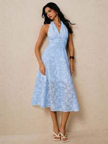 Vestido con espalda descubierta de cuello halter, cintura fruncida y estampado floral diminuto amarillo, adecuado para vacaciones - Celeste - Ver 8