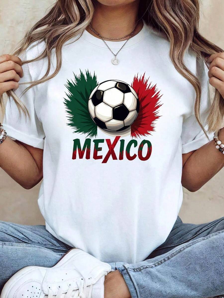 A Classic And Versatile Piece: A Short-Sleeved T-Shirt In Pure Cotton With A Colorful Women's Football Slogan Print And National Flag, Ideal For Year-Round Wear. Modern Style. - 白色 - 查看 1