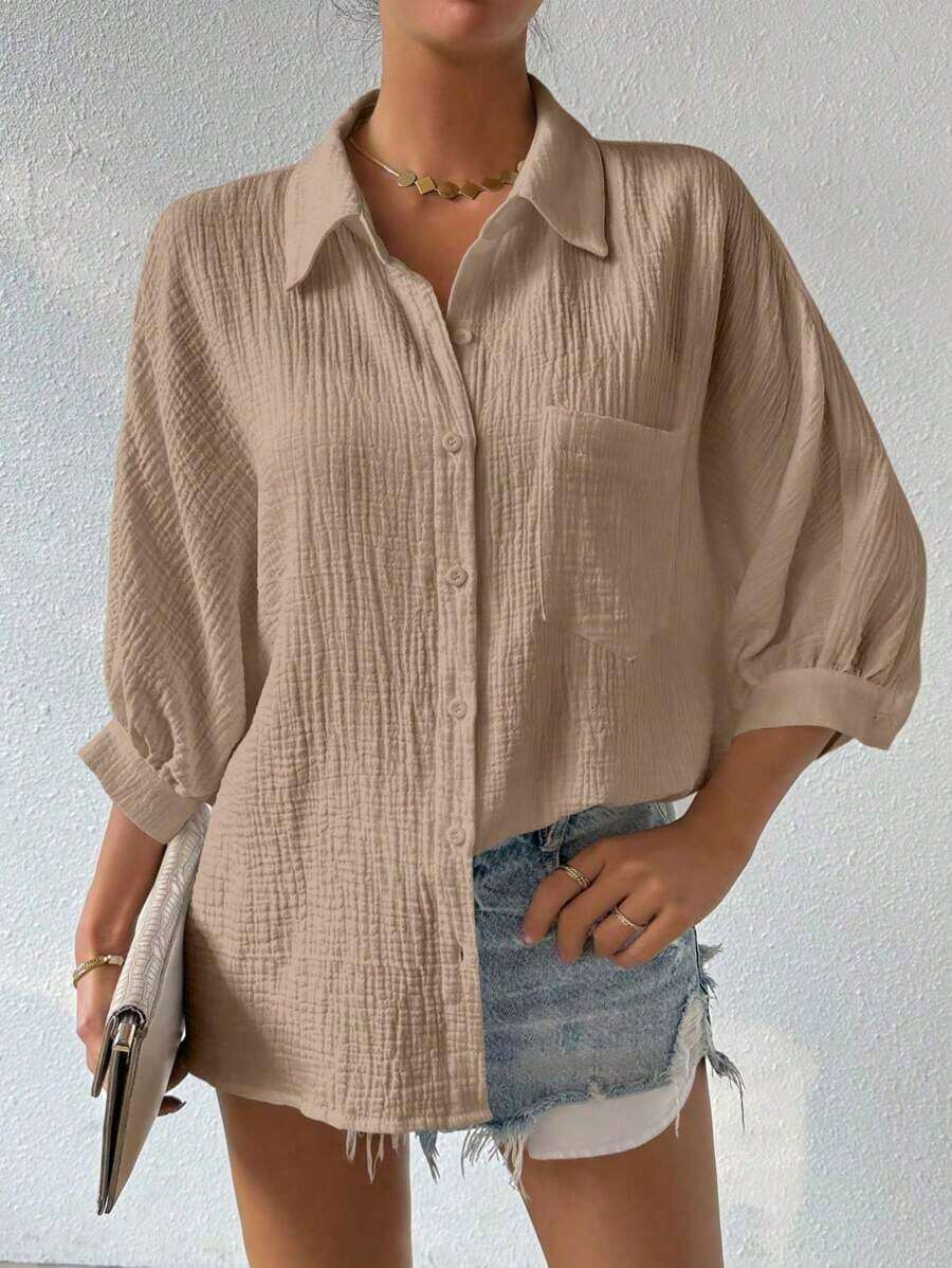 Camisa de mujer minimalista y casual de unicolor con botones delanteros, textura y hombros caídos - Caqui - Ver 1