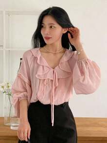 Blusa rosa ajustada con cuello en V y volantes - Rosa - Ver 4