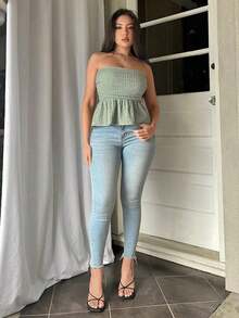 Top de tirantes con pliegues y volantes en el bajo, de tela texturizada, elegante - Verde - Ver 5
