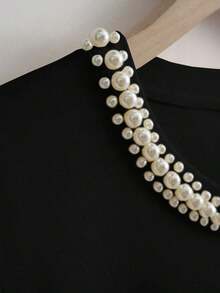 Desde la primavera hasta el verano, nuevas llegadas en la parte superior de verano: Día de San Valentín, elegante parte superior de mujer, parte superior de color albaricoque, camiseta, cuello redondo, adornos con cuentas, mangas cortas, estiliza - Negro - Ver 3
