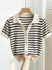 Top de punto para mujer, casual y versátil, con cuello y manga corta, con una hebilla metálica única, perfecto para el verano, salidas, playa, primavera y vacaciones.También es adecuado para ropa casual de verano, prendas de punto, prendas de punto a rayas y ropa de trabajo.Ropa para la temporada de graduación, ropa casual y moderna para ir al trabajo, ropa de oficina, ropa casual versátil y elegante para el día a día, atuendo profesional urbano para maestros, suéteres de manga corta, lindos cárdigans de manga corta, blusas lindas para mujer. - Blanco y Negro - Ver 8