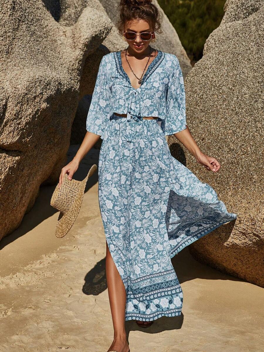Women's Blue Dress With Tropical Floral Print, Deep V-Neck, Half Sleeves With Belt, Long Skirt With Side Slit, Lightweight Fabric Ideal For Summer, Boho Beach Style Perfect For Vacations, Beach Parties And Festivals - 藍色 - 查看 1