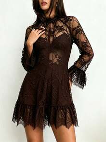 Vestido corto gótico romántico de encaje floral, con cuello alto, mangas largas y superposición transparente, vestido negro corte en A para eventos de noche y cócteles - Marrón oscuro - Ver 4
