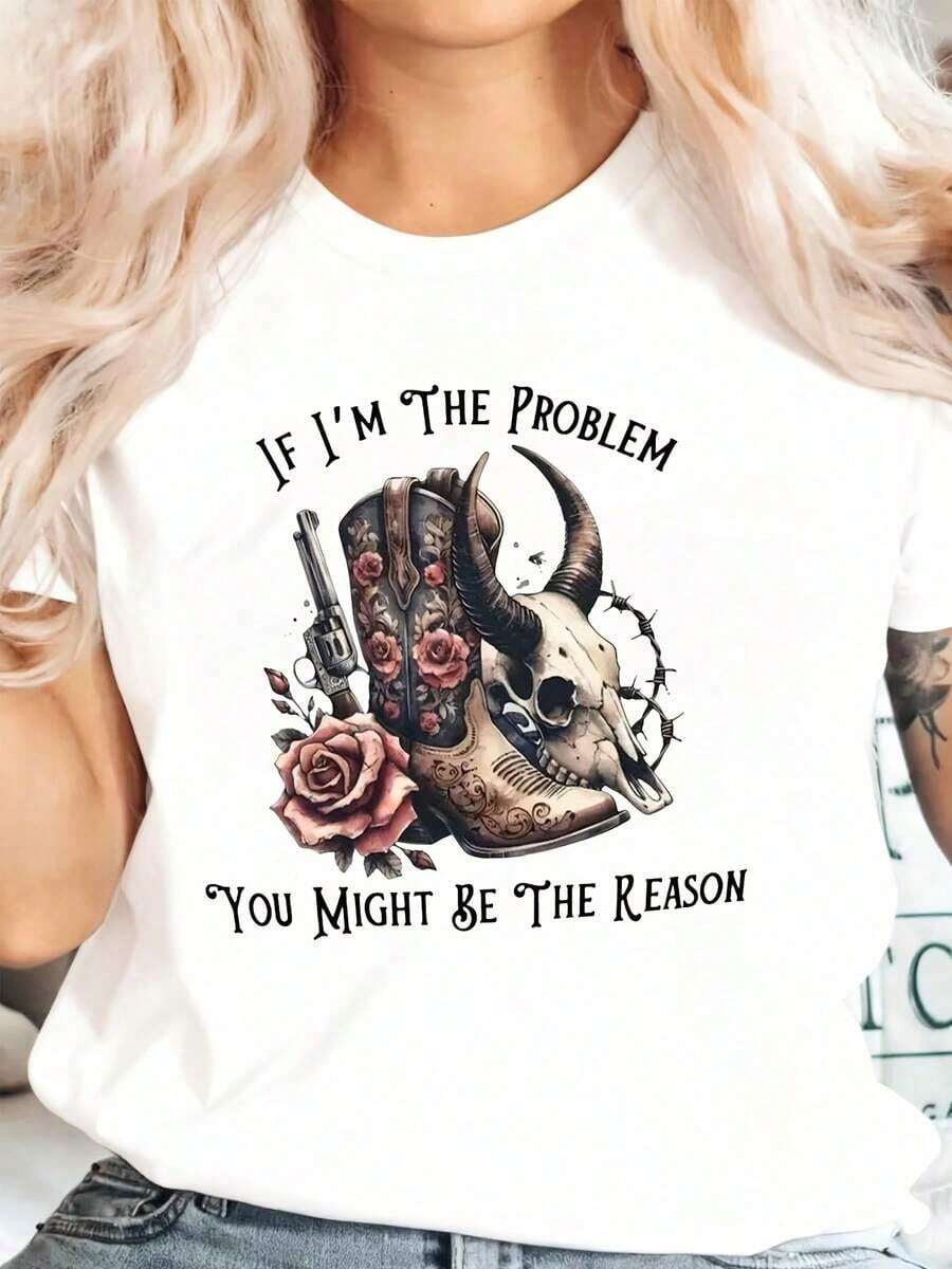 ropa de mujer Camiseta con estampado de bota de vaquero, calavera, rosa y pistola estilo western. Camiseta gráfica para mujer con el mensaje "Si yo soy el problema, tú podrías ser la razón". Atuendos casuales estilo country, moda, camisas de mujer. - Blanco - Ver 1
