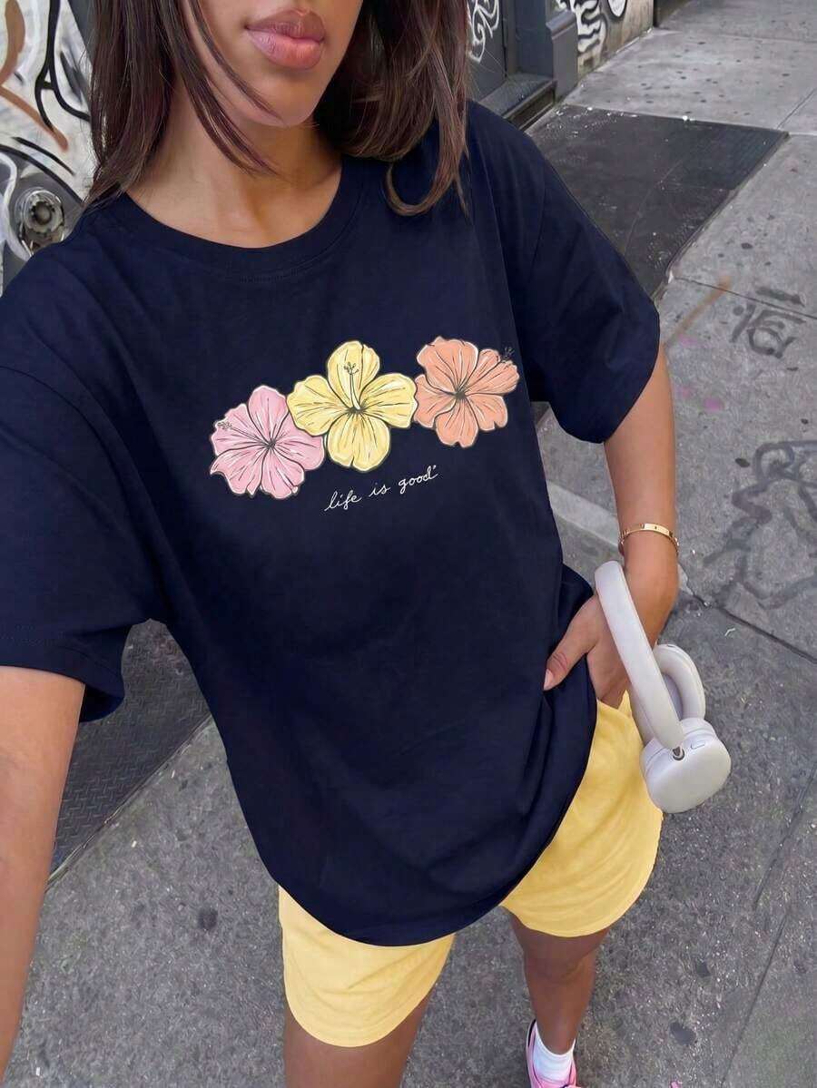 Short-Sleeved T-Shirt With A Ribbed Crew Neck, Hibiscus Print, And Colorful Slogan-A New Summer Style For Women. Soft, Retro Style, Eye-Catching And Comfortable, Suitable For Campus/Work, Weekend Get-Togethers, Summer Patio Parties, And Casual Summer Dates. - 海軍藍 - 查看 1