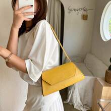 Nueva bolsa elegante y pequeña para mujer - Versátil, se puede usar como bolso de hombro y muñequera, bolso baguette con estilo - Amarillo - Ver 5