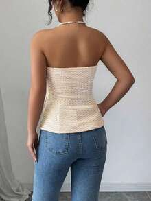 Top corto ajustado de verano para mujer con textura rosa, con detalle de botón de perla - Caqui 2 - Ver 2