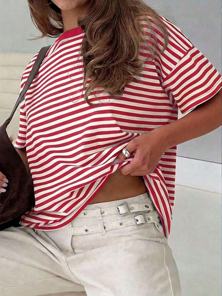 Camiseta casual de mujer  de cuello redondo holgado, camiseta de manga corta de ajuste ceñido con parches a rayas minimalista, adecuada para primavera/verano, ideal para el Día de San Valentín - Rojo - Ver 1