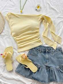 Blusa ajustada de cuello asimétrico con volantes y lazada, en color amarillo pálido, apta para fiesta, vacaciones, festival de música, estilo bohemio, citas y té de la tarde - Amarillo - Ver 1