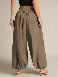 Pantalones casuales de unicolor asimétricos para mujer, pantalones de diseño suelto con cordón, longitud hasta el tobillo con botón y cremallera con pliegues - Caqui - Ver 3