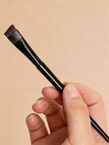7支/5支装精准眼妆刷套装，包含斜角眼线刷、超细眼线刷和眉刷，适用于眉毛、眼线和眼影，轻松打造迷人眼妆。采用纤维材质，精细打造，适合精致眼妆，便携易用，是送给女性和女孩的理想礼物。套装包含眉刷、眼影刷、螺旋刷等。 - 彩色 - 查看 7