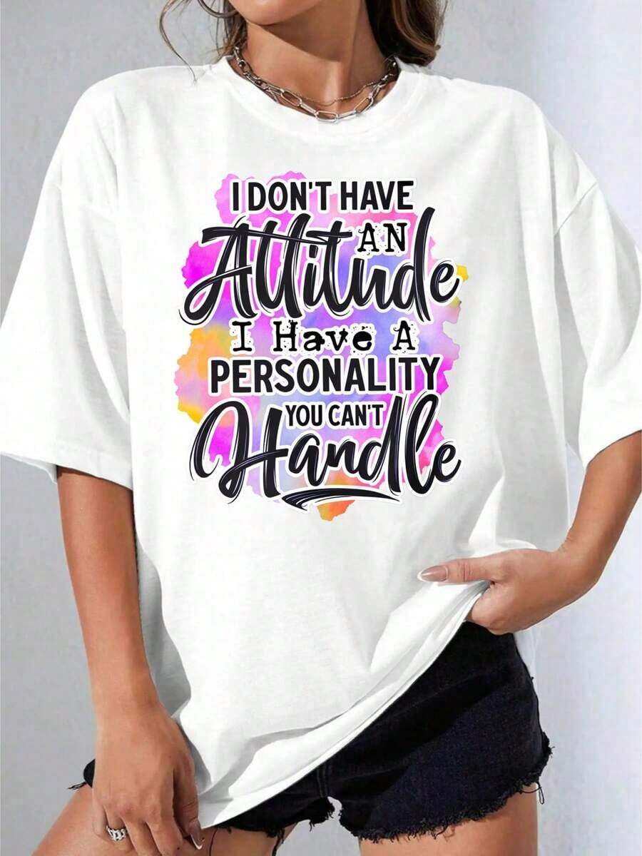 Black And White T-Shirt For Girls, Plus Size White T-Shirt With Colorful Watercolor Background And Bold Text: "I Don't Have Attitude, I Have A Personality You Can't Stand." Ideal For Casual Wear And Everyday Style, For Outdoor Parties, 180g Casual Printed T-Shirt. - 白色 - 查看 1