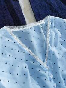 Camiseta de manga corta con botones y estampado de lunares con encaje de contraste para mujer - Azul - Ver 4