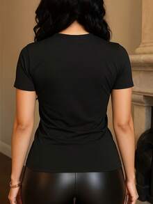 Camiseta de Talla Grande para Mujer, Transpirable, con Estampado Floral y de Leopardo - Rosa y Dorado, Manga Corta, Cuello Redondo, Tela de Elasticidad Media, Corte Recto, Adecuada para Uso Casual y Viajes, Ropa de Fe Cristiana para Todas las Temporadas. - Negro - Ver 3
