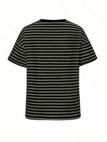 Camiseta casual de mujer  de cuello redondo holgado, camiseta de manga corta de ajuste ceñido con parches a rayas minimalista, adecuada para primavera/verano, ideal para el Día de San Valentín - Verde militar - Ver 4