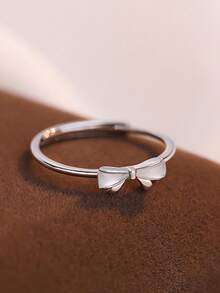 1 Pc 925 Sterling Silver Shell Bow Adjustable Ring, Dainty White Mother Of Pearl Bowknot Open Ring, Hypoallergenic Jewelry For Women - Silver - View 8