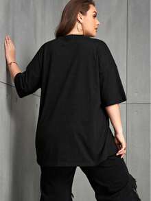 Camiseta de manga corta para mujer con cuello redondo y estampado de panda y monograma NOPE. - Negro - Ver 5