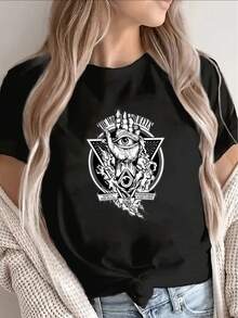 Camiseta de manga corta de poliéster en blanco y negro, decorada con un patrón de ojo omnividente blanco, diseño ligero y duradero, adecuada para el hogar, cafeterías o uso casual al aire libre. - Negro - Ver 1