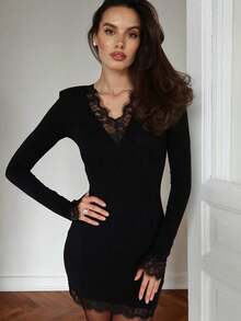 Elegant Mature-Style Fitted Black Dress, V-Neck With Lace Detailing, Milk Silk Fabric And Sexy Halter-Hide Design - 黑色 - 查看 3