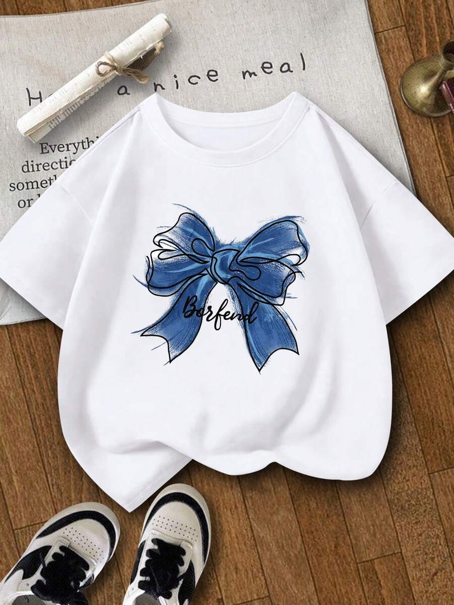 Camiseta de verano de manga corta para niñas con estampado de lazo azul, suave, elástica y cómoda, de cuello redondo, ideal para deportes casuales al aire libre en verano, adecuada para niñas de 5 a 14 años.