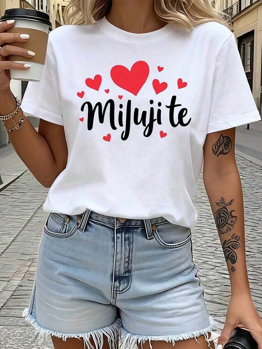 La frase eslava "MIJUJI TE" está impresa en una camiseta casual de manga corta y cuello redondo para mujer, perfecta para primavera y verano, adecuada para uso diario, regalos festivos y salidas. - Blanco - Ver 1