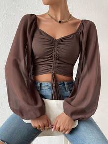 Blusa de manga farol con cuello de corazón y pliegues, corta - Café integral - Ver 7