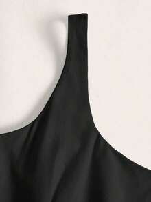Vestido negro casual de mini falda con cuello cuadrado, sin mangas, con volantes y dobladillo plisado. Vestido negro mini lindo y elegante para mujeres. - Negro - Ver 10