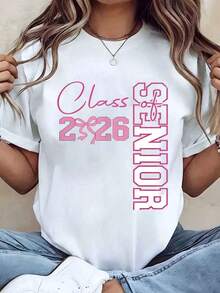 Soft, Breathable, And Lightweight For All-Day Comfort. Women's Everyday T-Shirt. Basic Crew Neck T-Shirt With A Pink Print, Perfect For Graduation And As A Gift. Made From A 220g Cotton Blend For Casual Wear. Classic Crew Neck With A Relaxed Fit That Flatters All Body Types And Is Easy To Pair With Jeans, Shorts, And Leggings. - 白色 - 查看 11