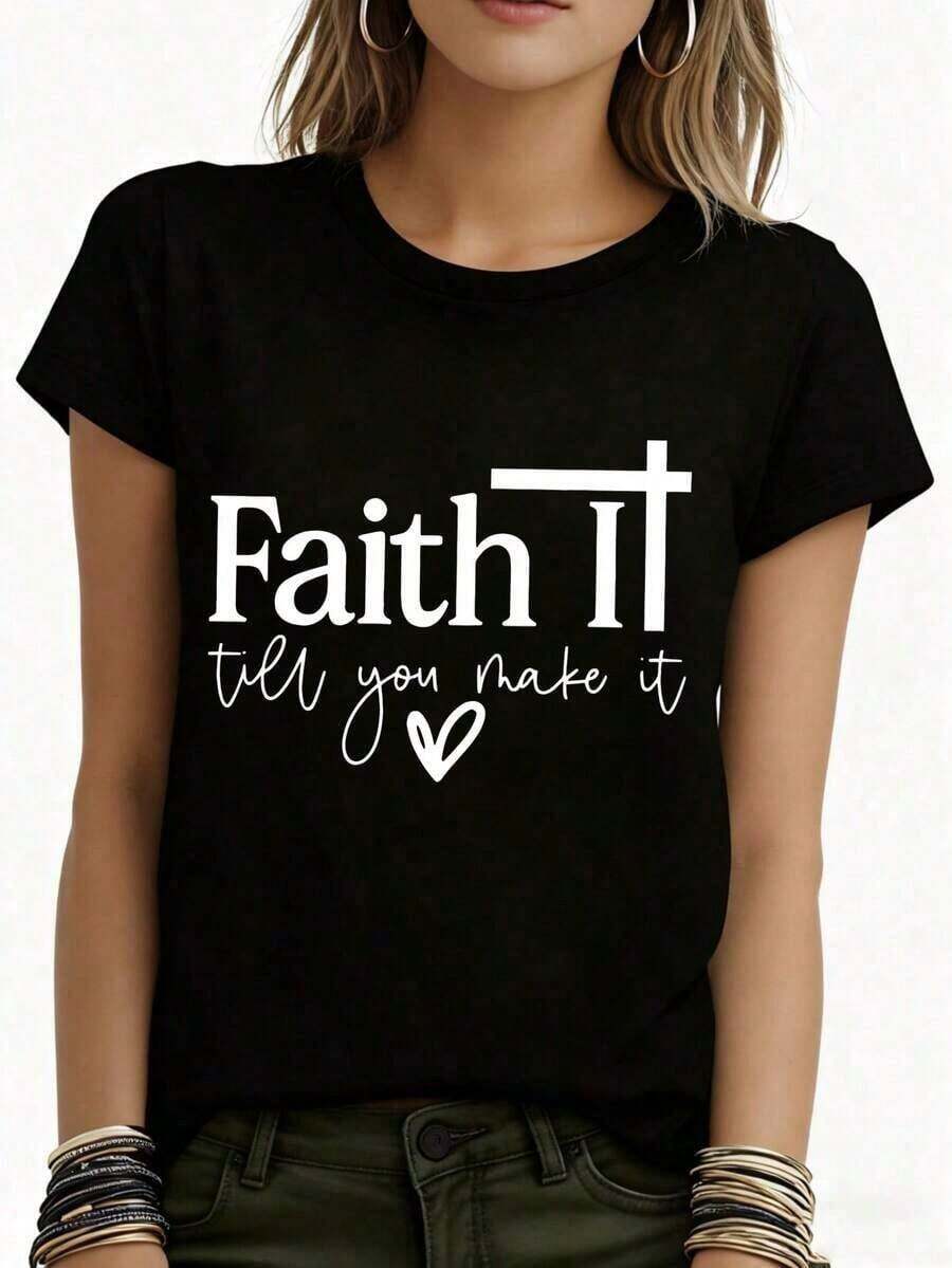 Camiseta Holgada Sencilla Mujer Estilo Moderno Camiseta casual para mujer con la cita inspiradora cristiana "Cree hasta que logre el éxito" impresa sobre una cruz y un corazón. Adecuada para uso diario y actividades religiosas. Halloween, Navidad, Día de Acción de Gracias. Sudadera de cuello redondo, camisa para mujer. Camiseta Mujer Estampado Gráfico Verano 2026 - Negro - Ver 1
