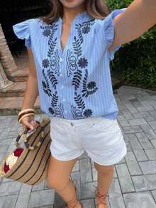 Camisa de mujer con estampado floral y rayas, de uso versátil y casual para el día a día - Celeste - Ver 6