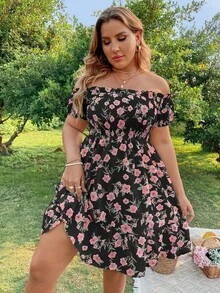 Vestido con estampado floral, hombros descubiertos, volantes fruncidos y bajo con volante para vacaciones y playa para mujer talla grande - Negro - Ver 4