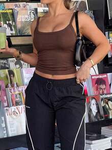 Top de lencería de moda para mujer  camiseta sin mangas de cuello redondo ajustada de estilo casual y sexy para primavera/verano, adecuada para uso diario y viajes a la oficina - Marrón - Ver 9