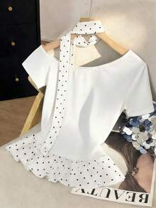 Camiseta elegante y romántica de uso diario y casual con hombros oblicuos, manga corta, lunares, encaje y volantes, ideal para primavera/verano - Blanco - Ver 2
