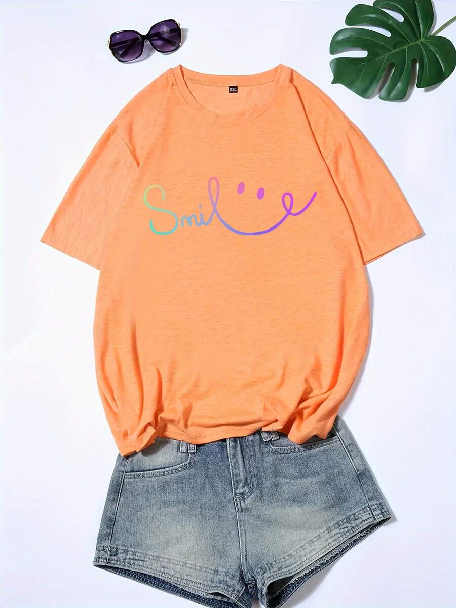 Talla Grande - Talla Grande - Camiseta de Mujer con Estampado de Cara Sonriente y Letras en Degradado de Color, Cuello Redondo, Talla Grande - Naranja - Ver 1