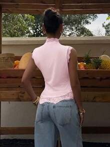 Camiseta de mujer con dobladillo asimétrico de encaje y parches - Rosa - Ver 2