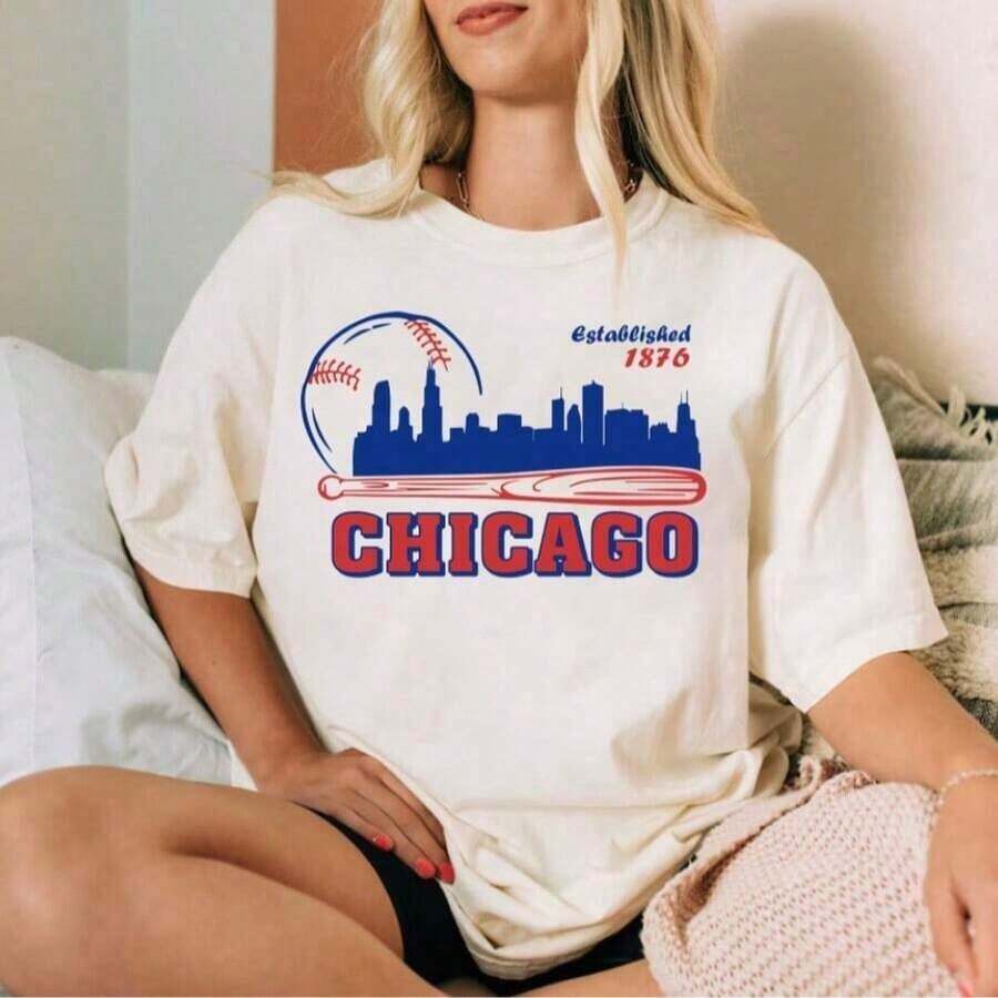 Vintage Chicago Baseball T-Shirt With Funny Smiling Mascot, Chicago Baseball Game Day T-Shirt, City Of Chicago Summer T-Shirt, Unisex Style, Cool Summer T-Shirt, Unisex Style - 白色 2 - 查看 1