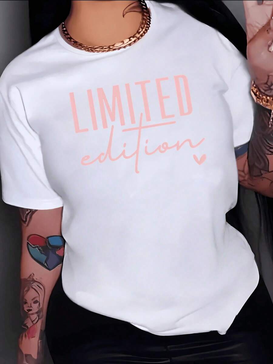 A Light Pink Phrase Expressing Pride And Confidence, Featuring The Words "Limited Edition" And A Small Heart Symbolizing Authenticity And Love, Is A Modern, Casual Women's T-Shirt For Everyday Wear. - 白色 - 查看 1