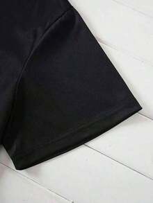Women's Short-Sleeved T-Shirt With Round Neck And Camouflage Print, 100% Pure Cotton: Casual Sporty Style, Soft And Breathable, 180 Grams, Eye-Catching And Modern, Comfortable And Versatile. - 黑色 - 查看 5