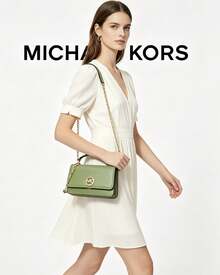 Michael Kors MK Delancey 女款小手提包，翻蓋肩背包，附頂部手把與 LOGO 圖案斜背包 - 淺綠色 - 查看 4