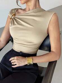 Asymmetrical Off-The-Shoulder Top With Metallic Embellishments, Stylish And Casual, Suitable For Going Out, Parties, And Other Occasions/Autumn For Women/Halloween Costume For Women/Red Christmas T-Shirt/New Year's Top/Elegant Top For Women - 杏 - 查看 1