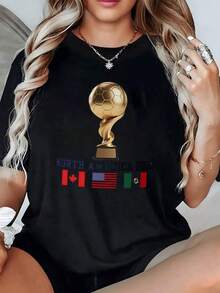 Trofeo dorado de fútbol que simboliza la unión deportiva de Canadá Estados Unidos y México representando la pasión del continente y la fuerza de sus equipos camiseta de mujer casual cómoda ideal para fanáticas del torneo norteamericano - Negro - Ver 1