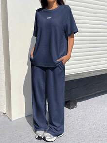 Conjunto informal de camiseta holgada y pantalones con textura mostaza para mujer - Azul marino - Ver 4