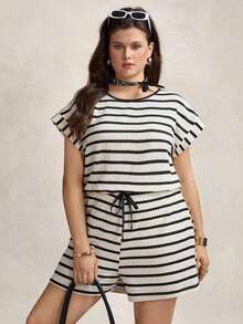 Mono informal de verano para mujer de talla grande con cuello redondo, rayas en blanco y negro y cintura con elástico - Blanco y Negro - Ver 5