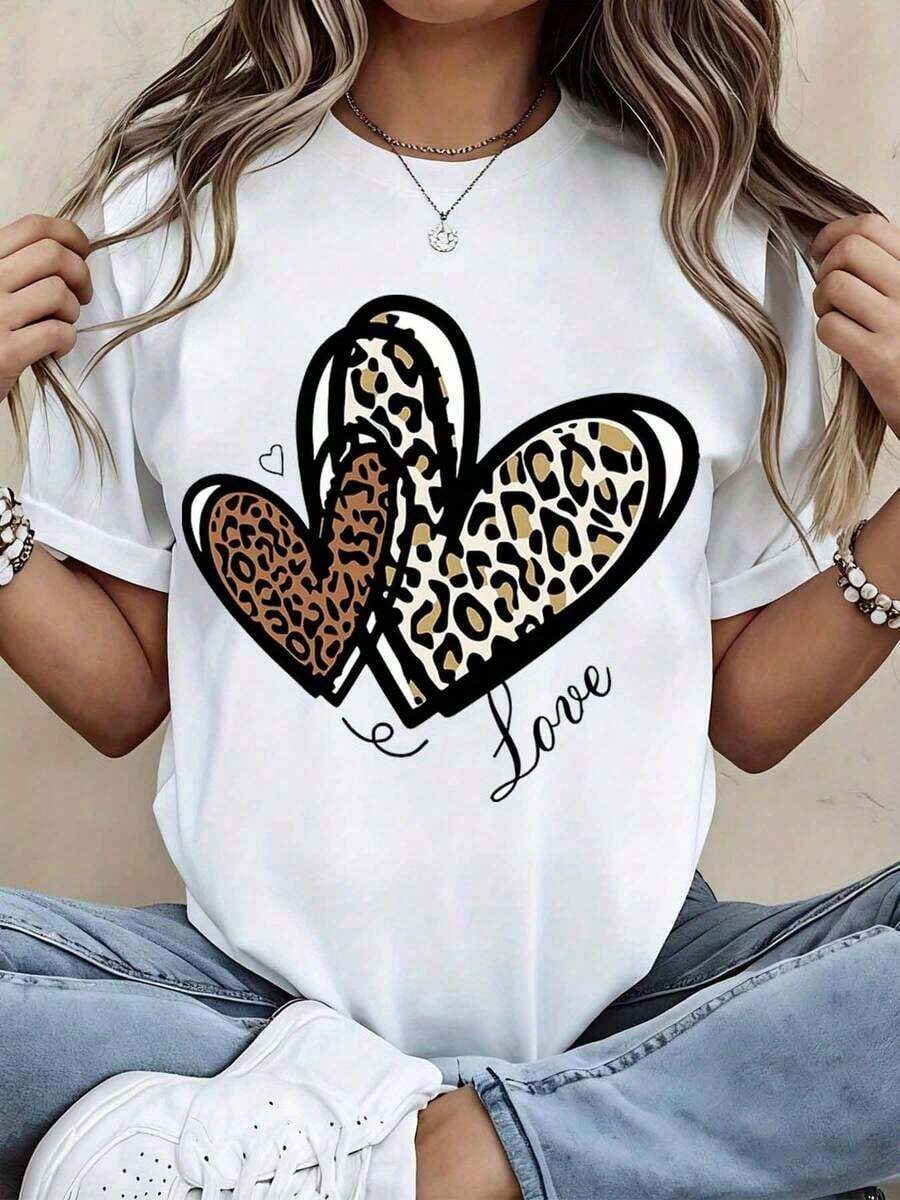 Camiseta con Estampado de Corazón de Leopardo Negro y Texto de Amor - Ropa Casual Urbana para Mujer, Perfecta para Uso Diario y Salidas - Blanco - Ver 1