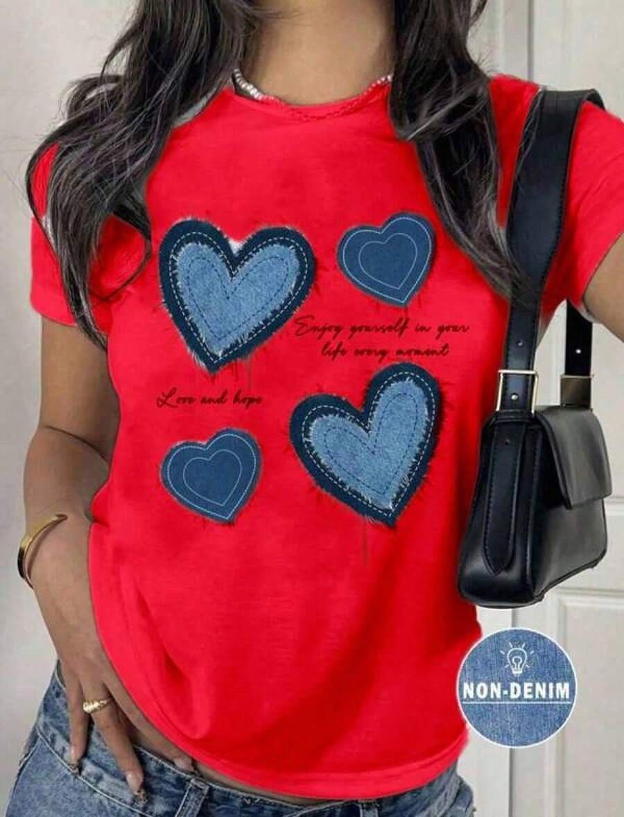 Playera básica mujer dama cuello redondo manga corta estampado GRAFICO DE CORAZON HEART GRAPHIC ESTAMPADO EFECTO MEZCLILLA DENIM EFFECT PRINT2026 - Rojo - Ver 1